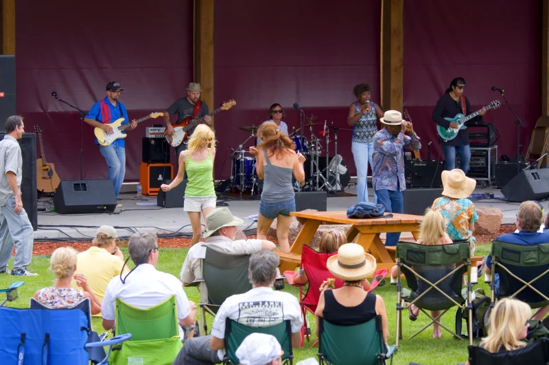 Rockin’ on the Square – 6:00-10:00 pm